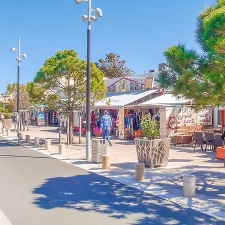 3 Bedroom Lovely Home In La Tranche Sur Mer Сasa de vacaciones La Tranche-sur-Mer
