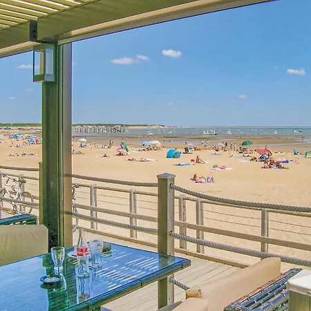 Three-bedroom In Sur * La Tranche-sur-Mer